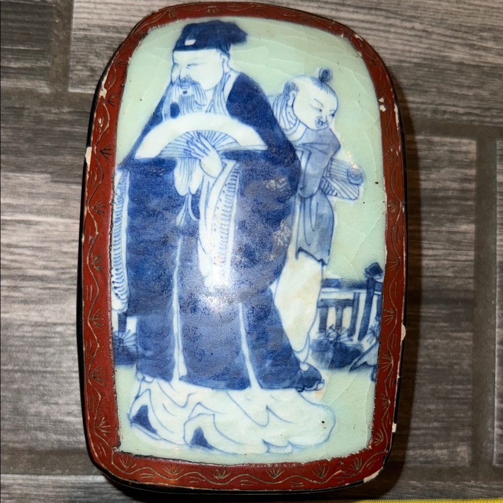 Vintage Asian Art Ceramic Plaque trinket box porcelain hand painted